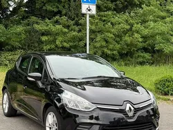 Schwarz Gebraucht 2017 Renault Clio IV LIMITED Kleinwagen | 7.990 € (Fairer Preis)