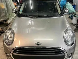 Grau Gebraucht 2017 Mini Cooper Kleinwagen | 10.800 €