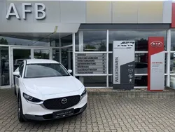 Weiß Gebraucht 2021 Mazda CX-30 Selection SUV | 22.190 € (Guter Preis)