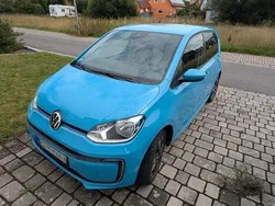 Blau Gebraucht 2020 VW e-up! United Kleinwagen | 10.990 € (Fairer Preis)