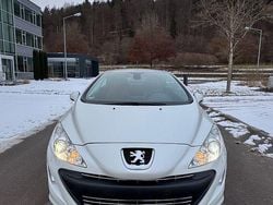 Weiß Gebraucht 2011 Peugeot 308 CC Platinum Cabrio | 8.300 € (Fairer Preis)