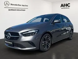 Metalliclack mountaingrau Gebraucht 2024 Mercedes B180 Progressive Van / Kleinbus | 33.490 € (Etwas zu teuer)