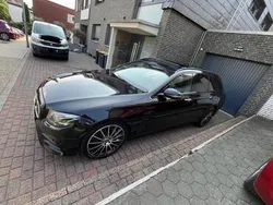 Schwarz Gebraucht 2017 Mercedes E220 AMG line Kombi | 25.000 € (Fairer Preis)
