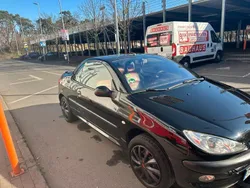 Schwarz Gebraucht 2000 Peugeot 206 CC Cabrio | 2.900 €