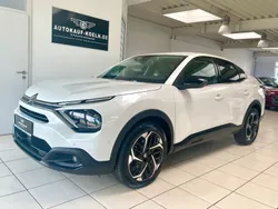 Lack weiss perlglänzend/typ au Gebraucht 2023 Citroën C4 Shine SUV | 21.990 € (Fairer Preis)