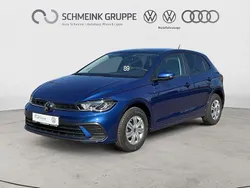 Blau Neu 2025 VW Polo Limousine | 19.880 € (Guter Preis)