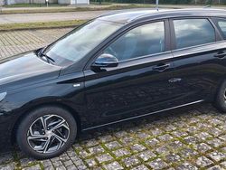 Schwarz Gebraucht 2022 Hyundai i30 Trend Kombi | 15.100 € (Guter Preis)