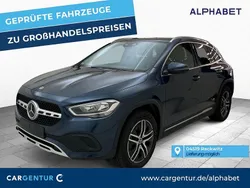 Denimblau (metallic) Gebraucht 2023 Mercedes GLA200 Progressive SUV | 38.090 € (Guter Preis)