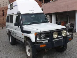 Weiß Gebraucht 1999 Toyota Land Cruiser SUV | 24.500 €