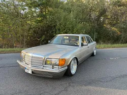 Beige Gebraucht 1989 Mercedes S560 Limousine | 24.000 €