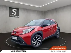 Chilli rot metallic Neu 2025 Toyota Aygo Kleinwagen | 20.090 €