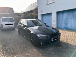 Schwarz Gebraucht 2012 BMW 318 Kombi | 7.000 € (Guter Preis)
