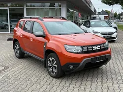 Orange Gebraucht 2023 Dacia Duster SUV | 20.750 € (Fairer Preis)