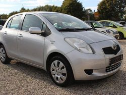 Silber Gebraucht 2006 Toyota Yaris Sol Kleinwagen | 2.850 € (Guter Preis)