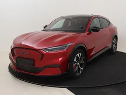 Rapid red rapid red Gebraucht 2024 Ford Mustang Mach-E Extended Range SUV | 42.647 € (Fairer Preis)