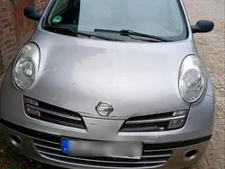 Grün Gebraucht 2006 Nissan Micra Kleinwagen | 1.360 €