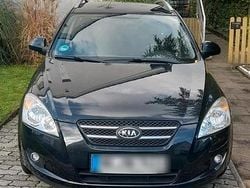 Schwarz Gebraucht 2009 Kia Ceed Sportswagon Kombi | 2.150 € (Fairer Preis)