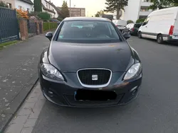 Schwarz Gebraucht 2010 Seat Leon Limousine | 3.250 € (Fairer Preis)