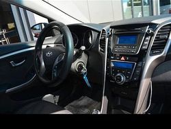 Silber Gebraucht 2012 Hyundai i30 Limousine | 7.500 €