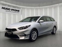 (kcs) sparkling silver m (metallisch silber) Gebraucht 2023 Kia Ceed Kombi | 19.590 € (Guter Preis)