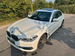 Weiß Gebraucht 2018 BMW 530 Luxury Line Limousine | 29.500 € (Fairer Preis)
