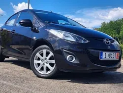 Braun Gebraucht 2011 Mazda 2 Kleinwagen | 3.790 € (Fairer Preis)
