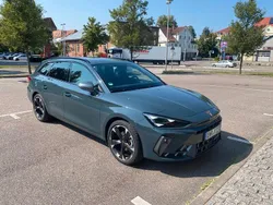 Blau Gebraucht 2024 Cupra Leon Kombi | 28.500 € (Guter Preis)