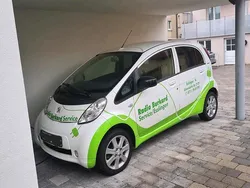 Weiß Gebraucht 2025 Peugeot iON Kleinwagen | 2.700 €