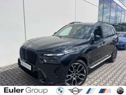 Black sapphire metallic Gebraucht 2024 BMW X7 M Sport SUV | 97.988 € (Superpreis)