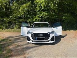 Weiß Gebraucht 2019 Audi Q3 Black Edition SUV | 26.299 € (Fairer Preis)