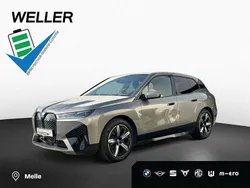 F0c4a (grau) Gebraucht 2024 BMW iX Comfort Edition SUV | 65.450 € (Guter Preis)