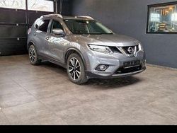Grau Gebraucht 2016 Nissan X-Trail Tekna SUV | 16.999 € (Etwas zu teuer)