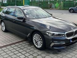 Grau Gebraucht 2018 BMW 530 Luxury Line Kombi | 26.700 € (Guter Preis)