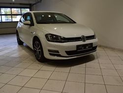 Weiß Gebraucht 2015 VW Golf VII LOUNGE Limousine | 13.499 € (Fairer Preis)