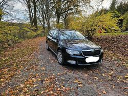 Schwarz Gebraucht 2013 Skoda Superb Kombi | 6.500 € (Guter Preis)