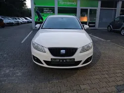 Weiß Gebraucht 2011 Seat Exeo Reference Limousine | 2.000 € (Superpreis)