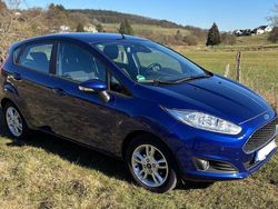 Blau Gebraucht 2016 Ford Fiesta SYNC Edition Kleinwagen | 5.950 € (Fairer Preis)