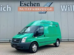 Grün Gebraucht 2011 Ford T Van / Kleinbus | 7.021 €
