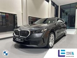 Sophistograu Neu 2025 BMW i5 Sport Line Kombi | 63.190 € (Superpreis)