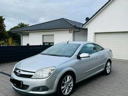 Silber Gebraucht 2007 Opel Astra Cabriolet Cabrio | 2.290 € (Guter Preis)