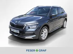 Quarzgrau metallic Gebraucht 2021 Skoda Kamiq Style SUV | 18.440 € (Fairer Preis)