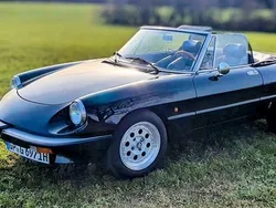 Schwarz Gebraucht 1985 Alfa Romeo Spider Cabrio | 17.900 €