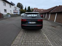 Schwarz Gebraucht 2018 Audi Q7 S-Line SUV | 41.600 € (Etwas zu teuer)