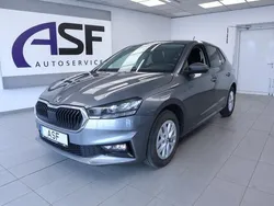 Grau Gebraucht 2022 Skoda Fabia Ambition Limousine | 16.970 € (Guter Preis)