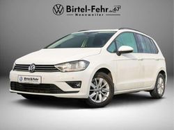 Weiß Gebraucht 2017 VW Golf Sportsvan Comfortline Van / Kleinbus | 11.950 € (Guter Preis)