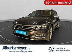 Grau Gebraucht 2021 VW Passat Alltrack Kombi | 32.548 € (Etwas zu teuer)