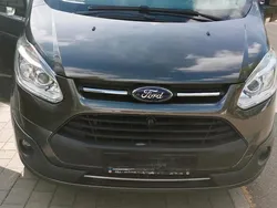Grau Gebraucht 2017 Ford Tourneo Custom Titanium Van / Kleinbus | 28.500 € (Fairer Preis)