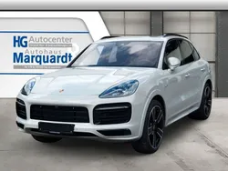 Grau Gebraucht 2021 Porsche Cayenne SUV | 83.990 € (Etwas zu teuer)