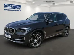 Grau Gebraucht 2023 BMW X5 xLine SUV | 58.490 € (Teuer)