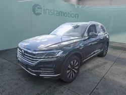 Schwarz Gebraucht 2021 VW Touareg Elegance SUV | 48.030 € (Fairer Preis)